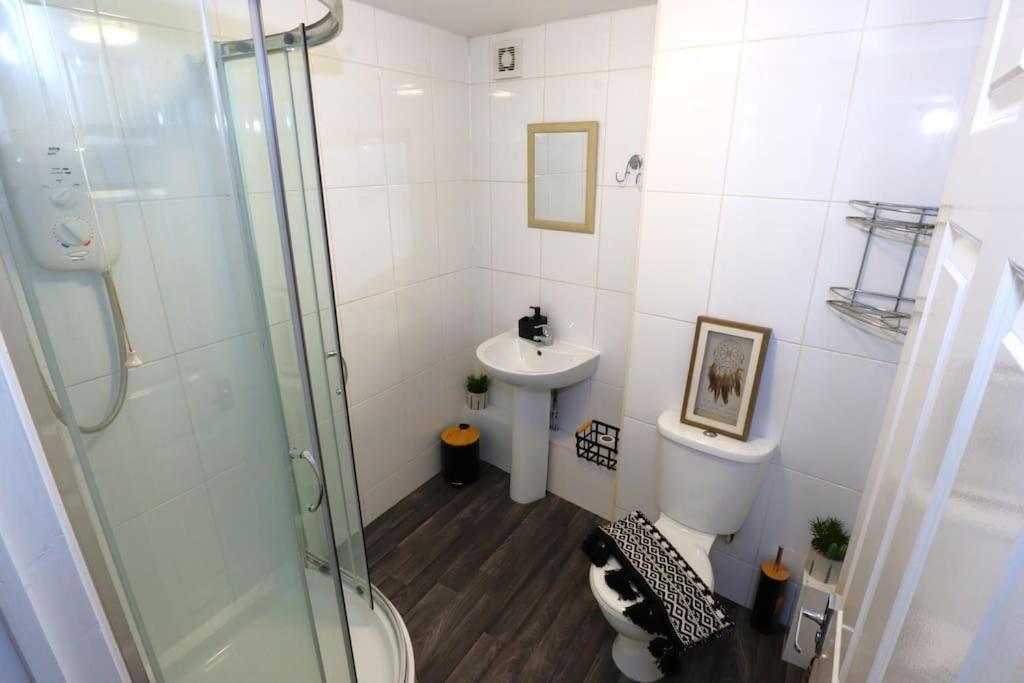 New Sunset Square Eastbourne 2 Bed Apartment, Long Stay Welcome Exterior foto